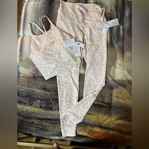 Light Pink Snake Print Activewear 2-Piece Set - S/M - NWT